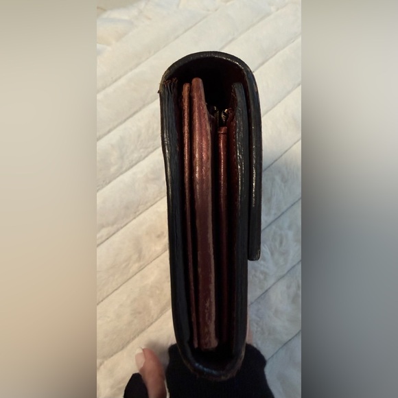 VGC/Excellent Authentic Gucci Guccissima Burgundy Wallet - Picture 4 of 9